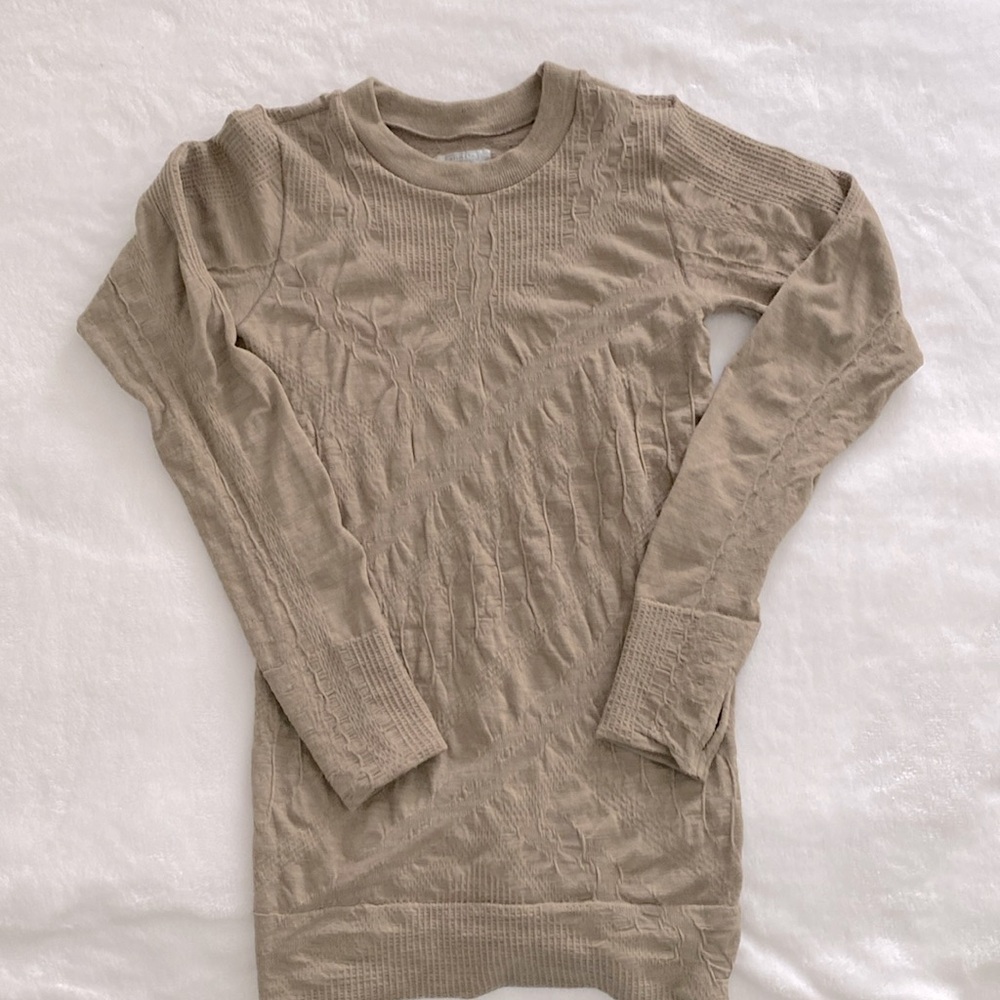 Athleta, Beige Size M Long Sleeve Top
